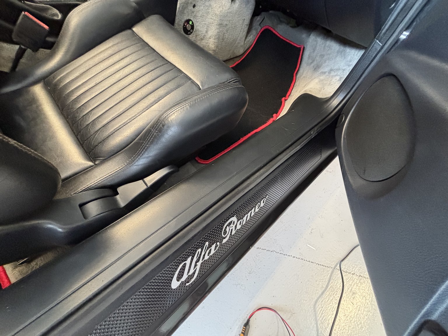 Interior image of 2000 Alfa Romeo Spider 2.0 T.Spark 16V