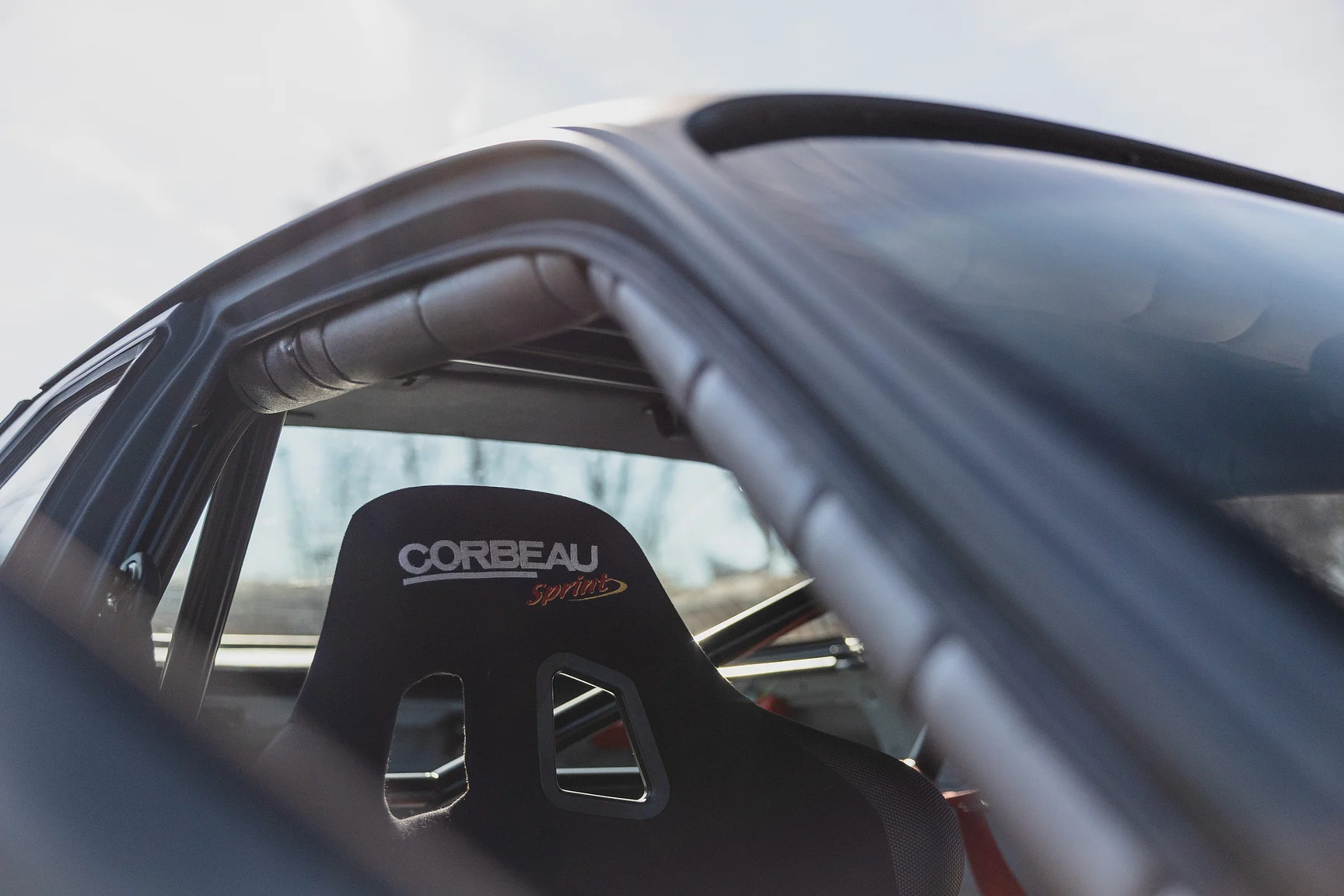 Innenraumfoto von 1982 Porsche 944 Trackday (12)