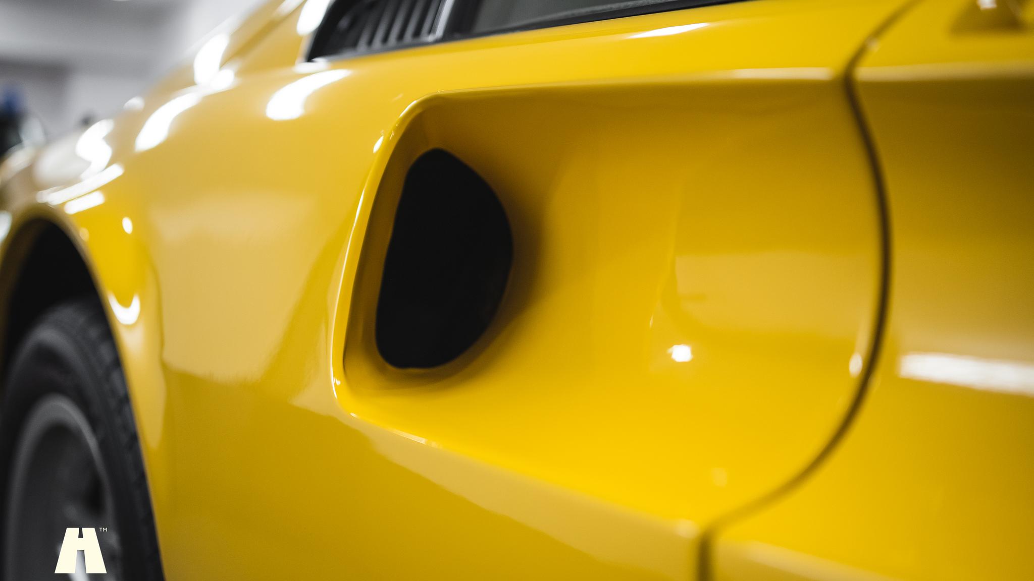 Exteriörbild på 1986 Ferrari 328 GTB