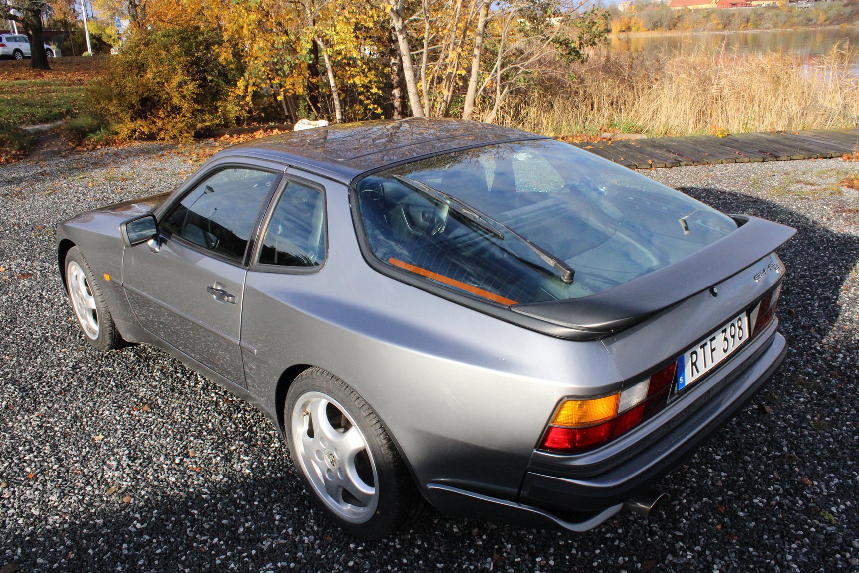Aussenfoto 1991 PORSCHE 944 S2