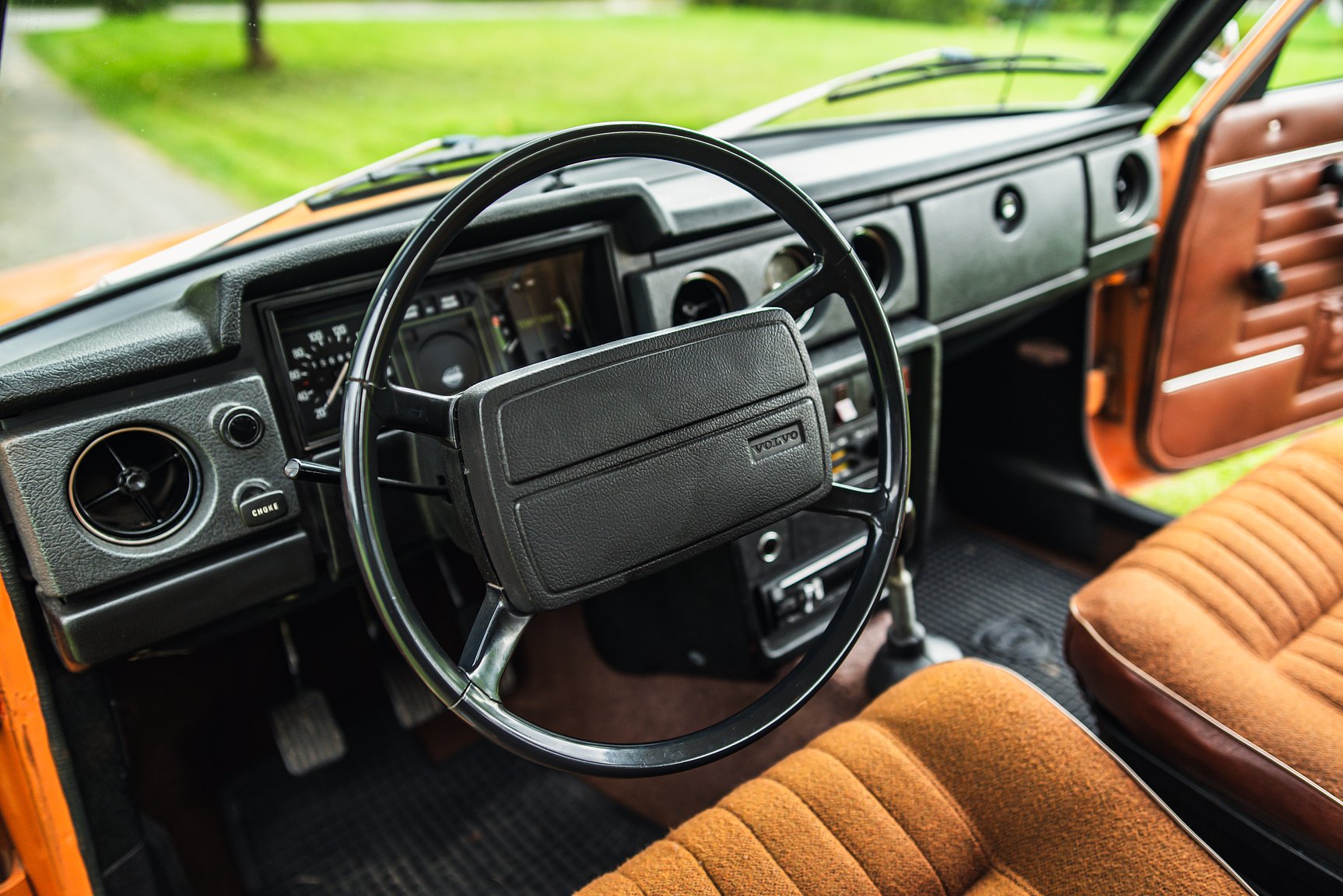 Interiörbild 1974 Volvo 142 2.0