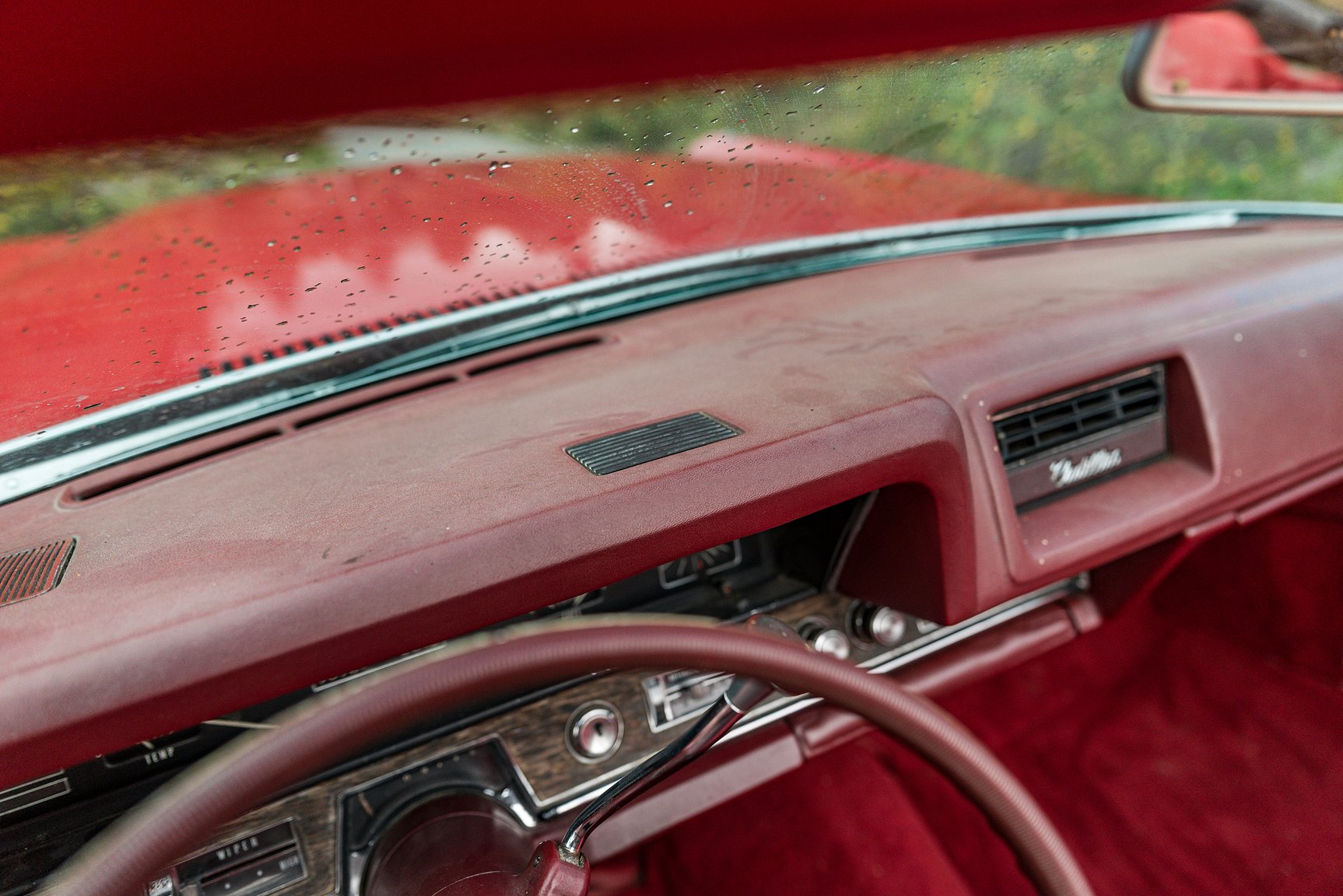 Innenraumfoto von 1968 Cadillac DeVille Convertible