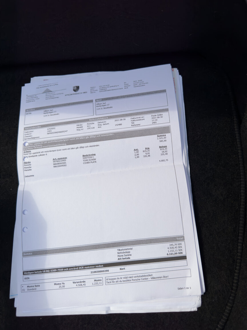 Dokumentation för 2004 Porsche 911 Carrera 4