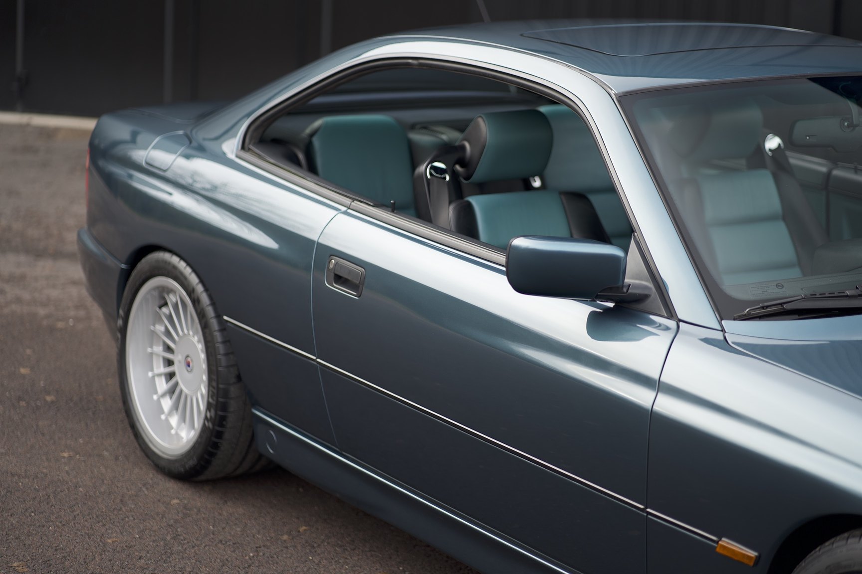 Aussenfoto 1992 BMW 850i 6-speed manual - NO RESERVE