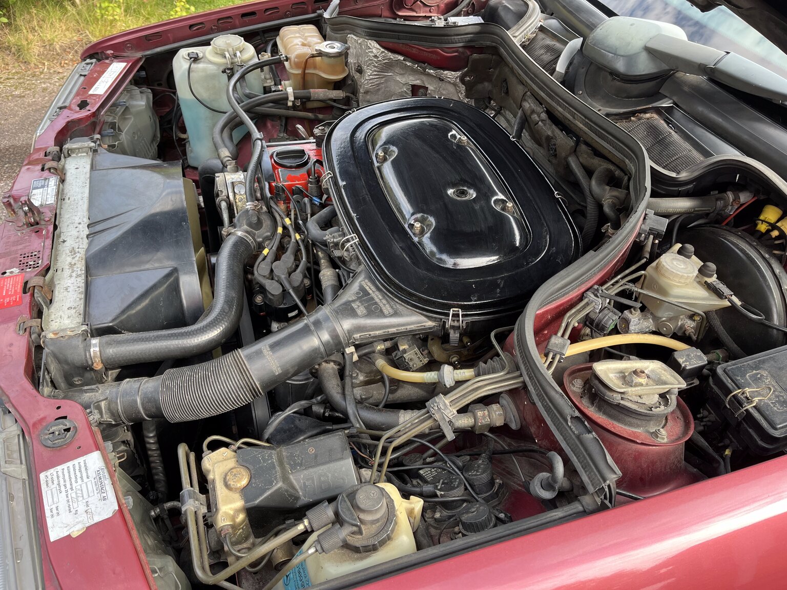 Image of 1990 Mercedes-Benz 230 E mechanics