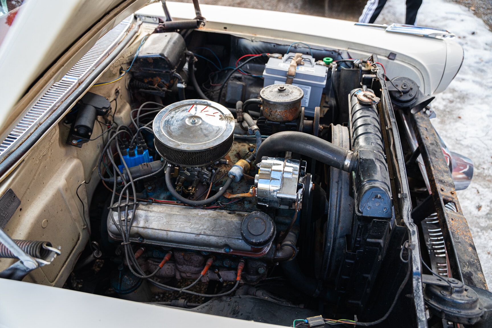 Image of 1957 Pontiac Star Chief mechanics
