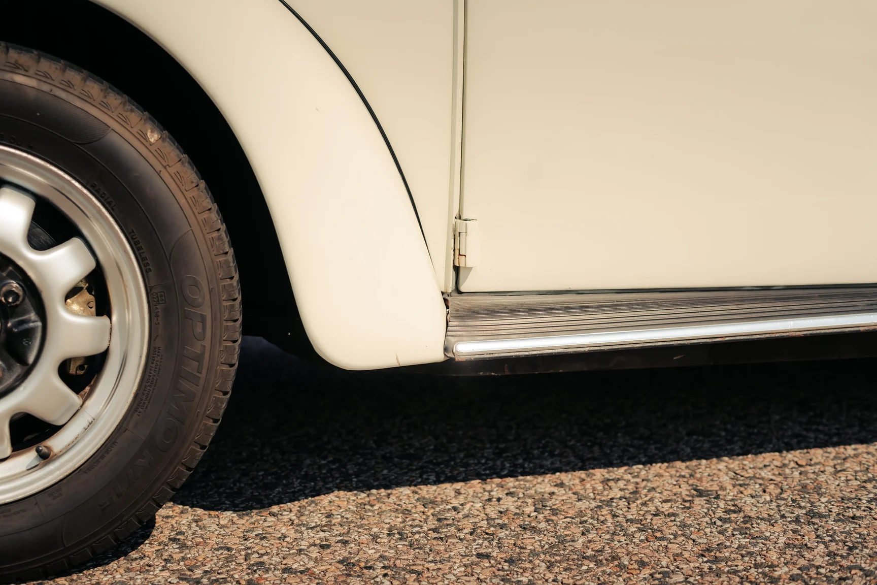 Exterior image of 1972 Volkswagen 1302 S Cabriolet (35)