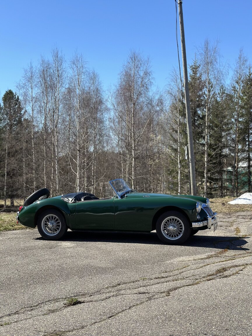 Aussenfoto 1957 MGA Roadster (49)
