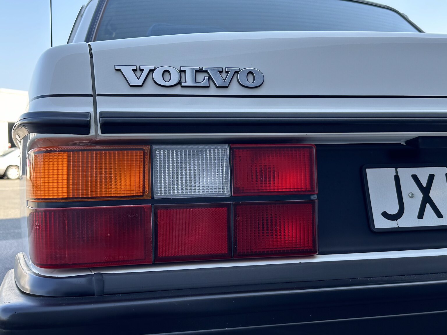 Exterior image of 1991 Volvo 240 GLT