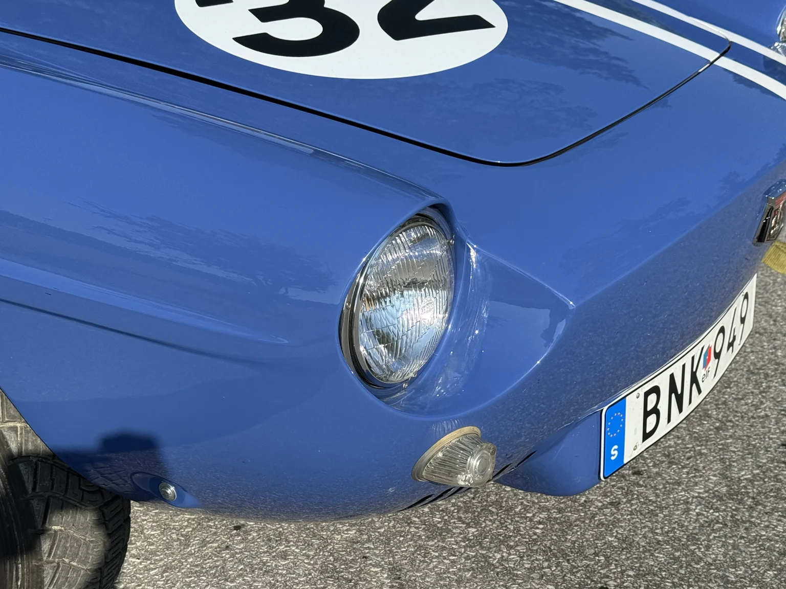 Exterior image of 1962 Renault Floride Coupé (6)