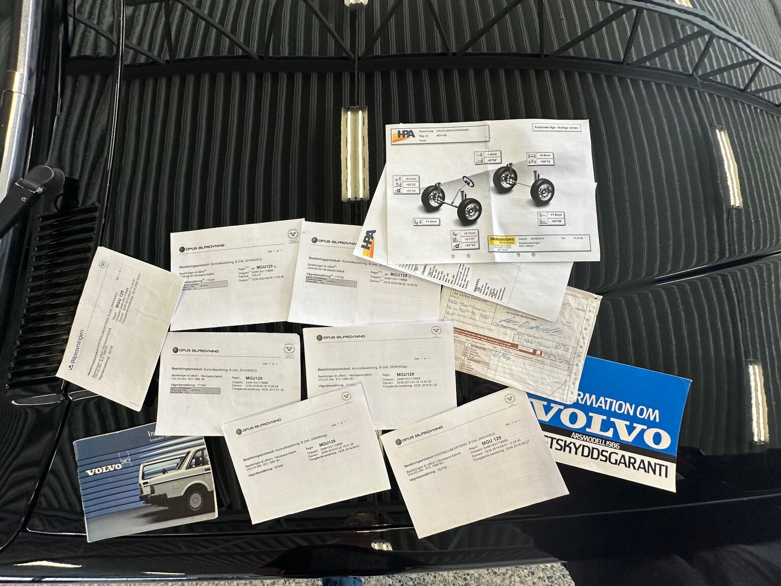 Documentation for 1986 Volvo 240 DL