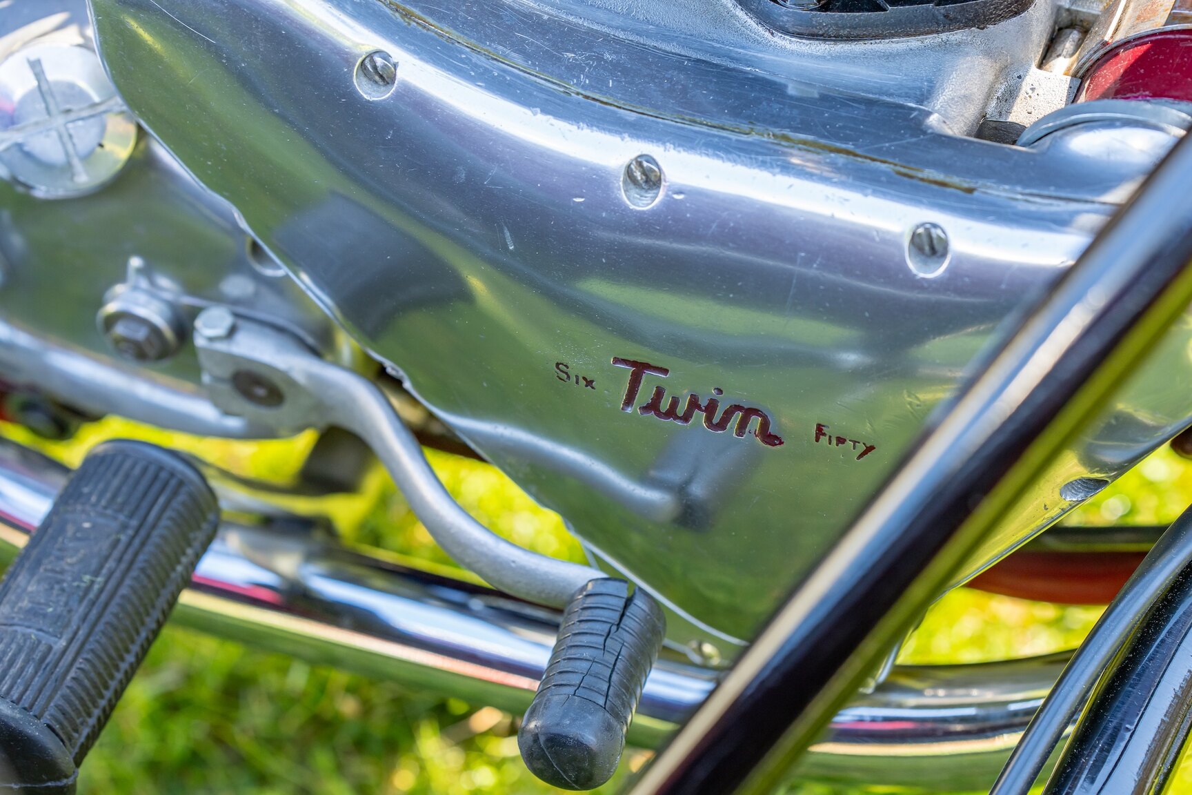 Exteriörbild på 1954 Ariel FH 650 Huntsmaster Twin