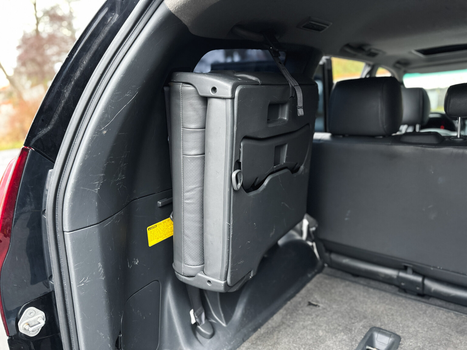 Interior image of 2004 Toyota Land Cruiser