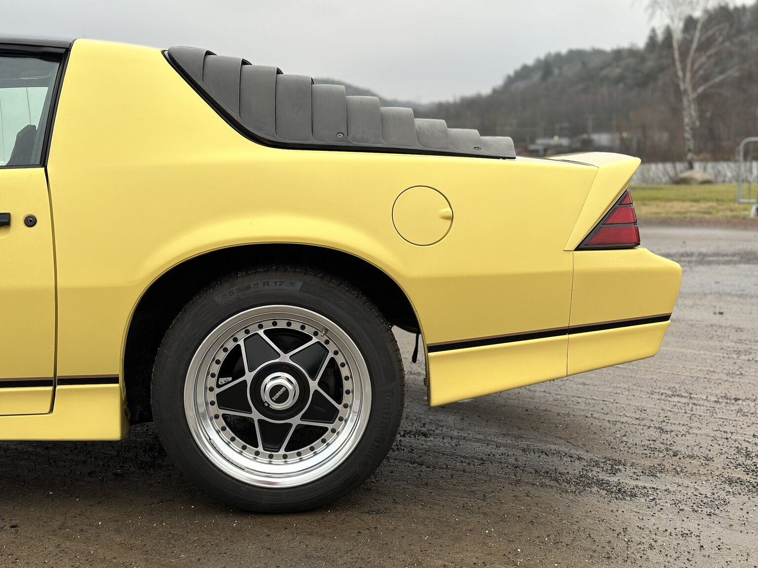 Exterior image of 1987 Chevrolet Camaro Z28