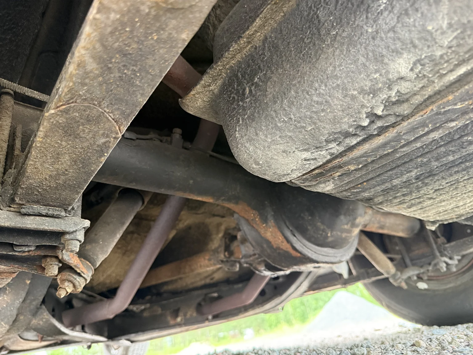 Image of 1957 Ford Thunderbird (33) mechanics