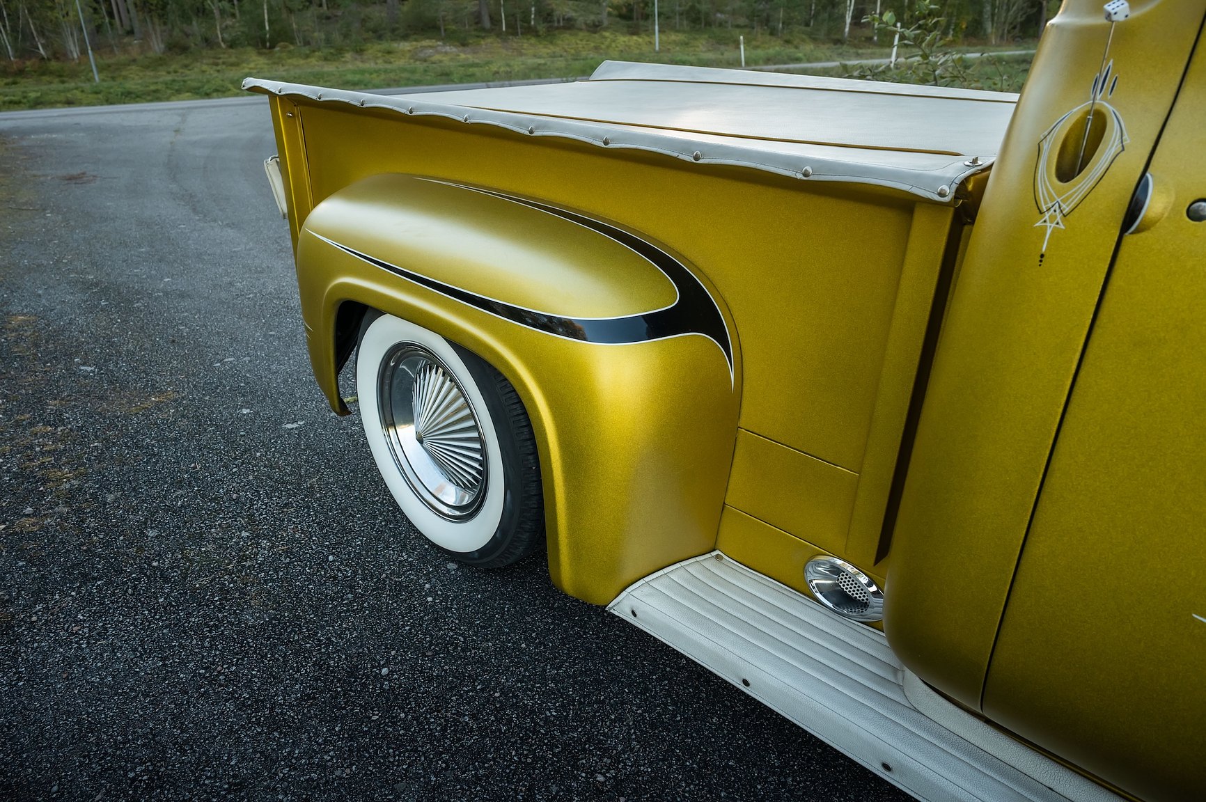 Exteriörbild på 1955 Ford F-100 Kustom
