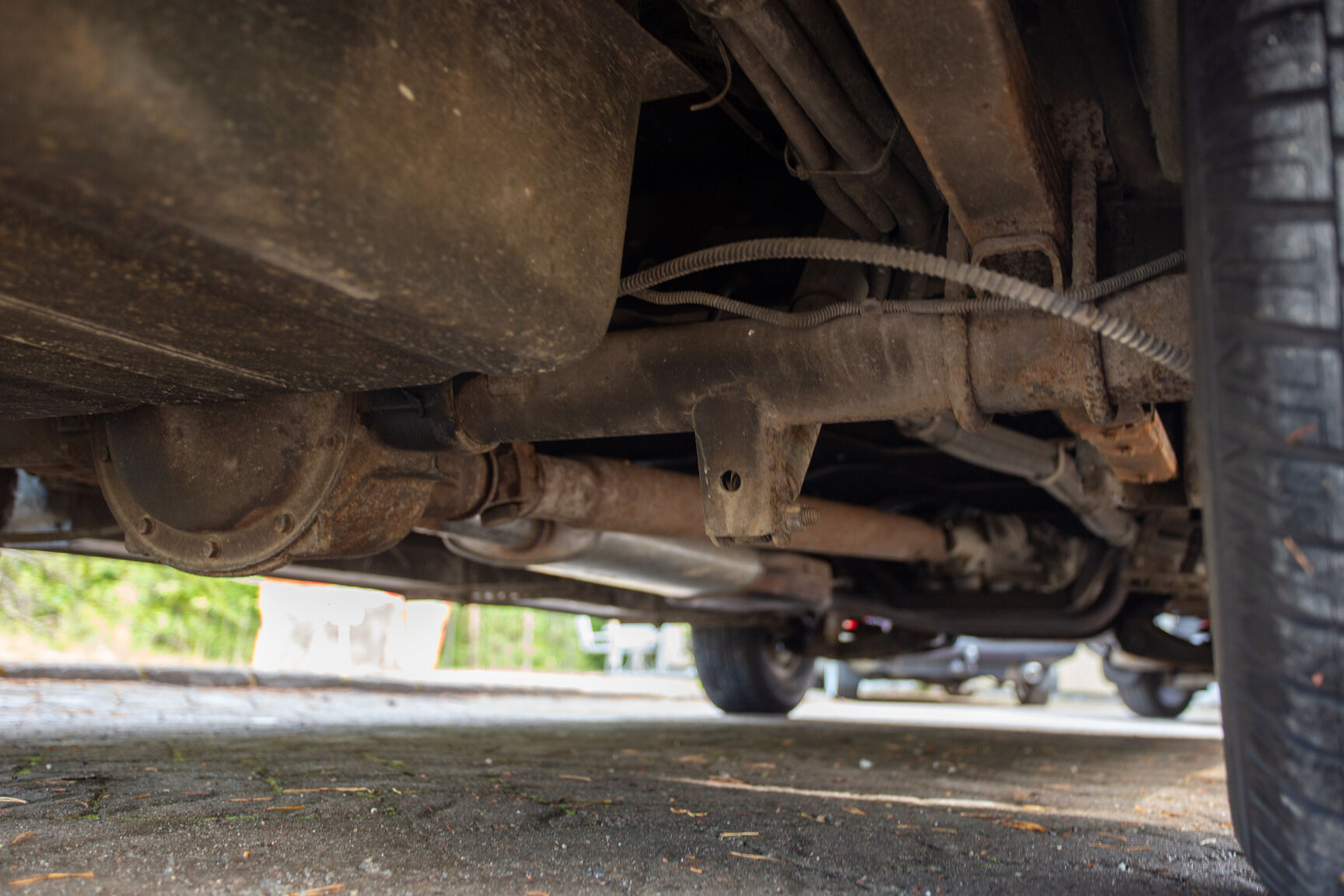 Image of 1989 Chevrolet G20 Conversion Van mechanics
