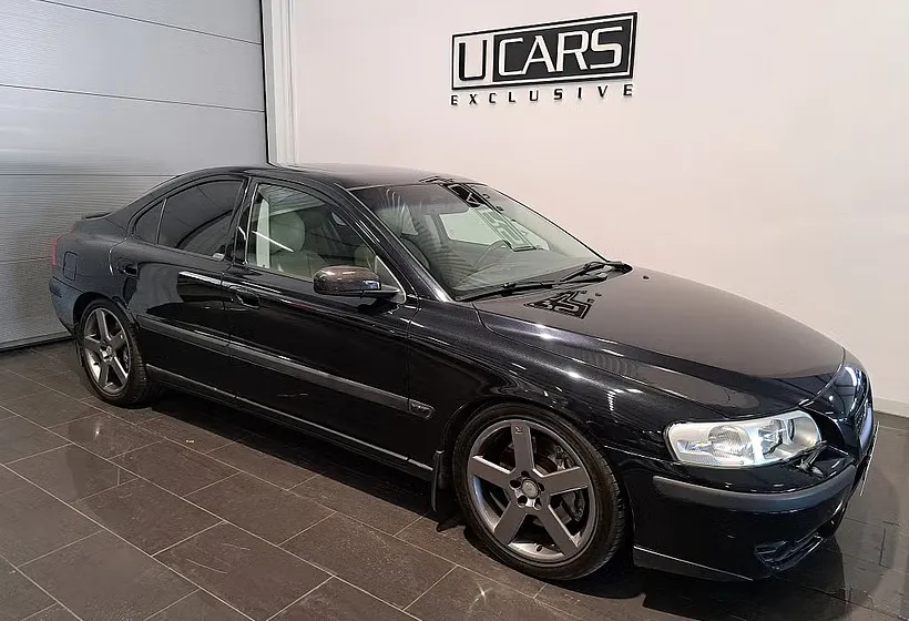 2004 Volvo S60R UMO653