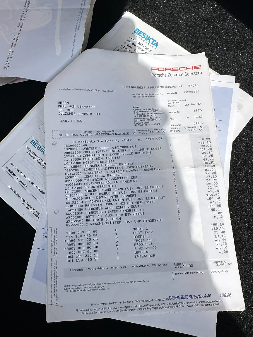 Documentation for 1990 Porsche 944 S2 Cabriolet  (12)