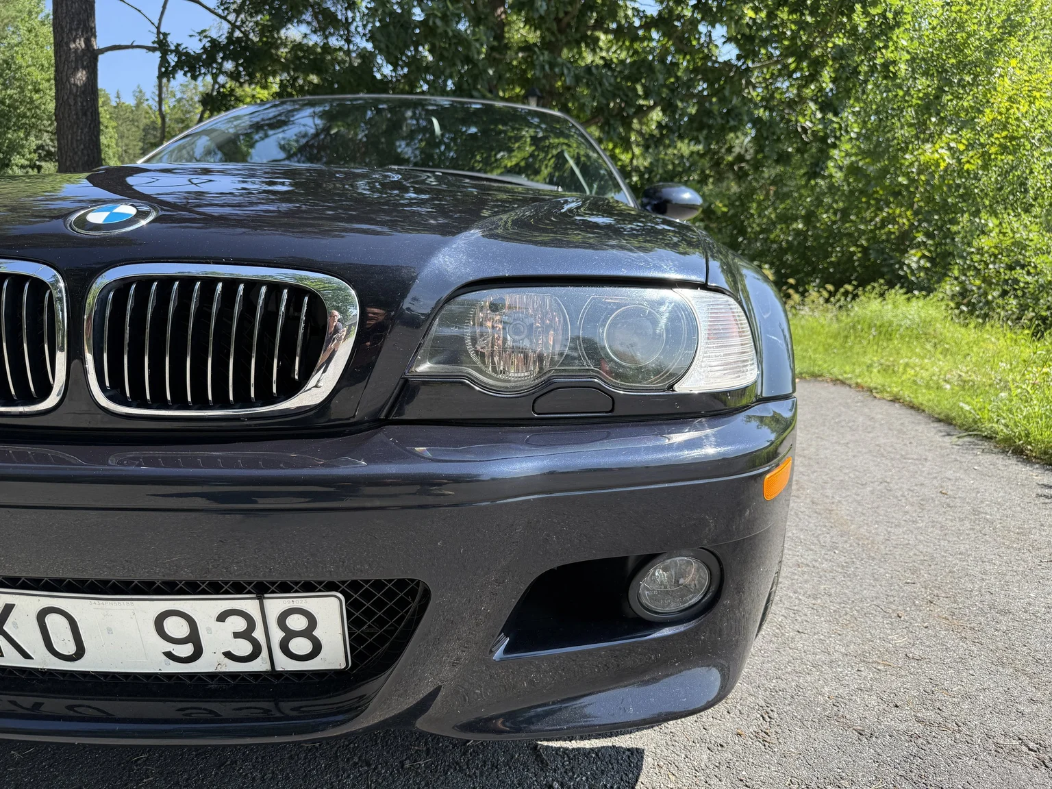 Exterior image of 2004 BMW M3 Coupé (10)