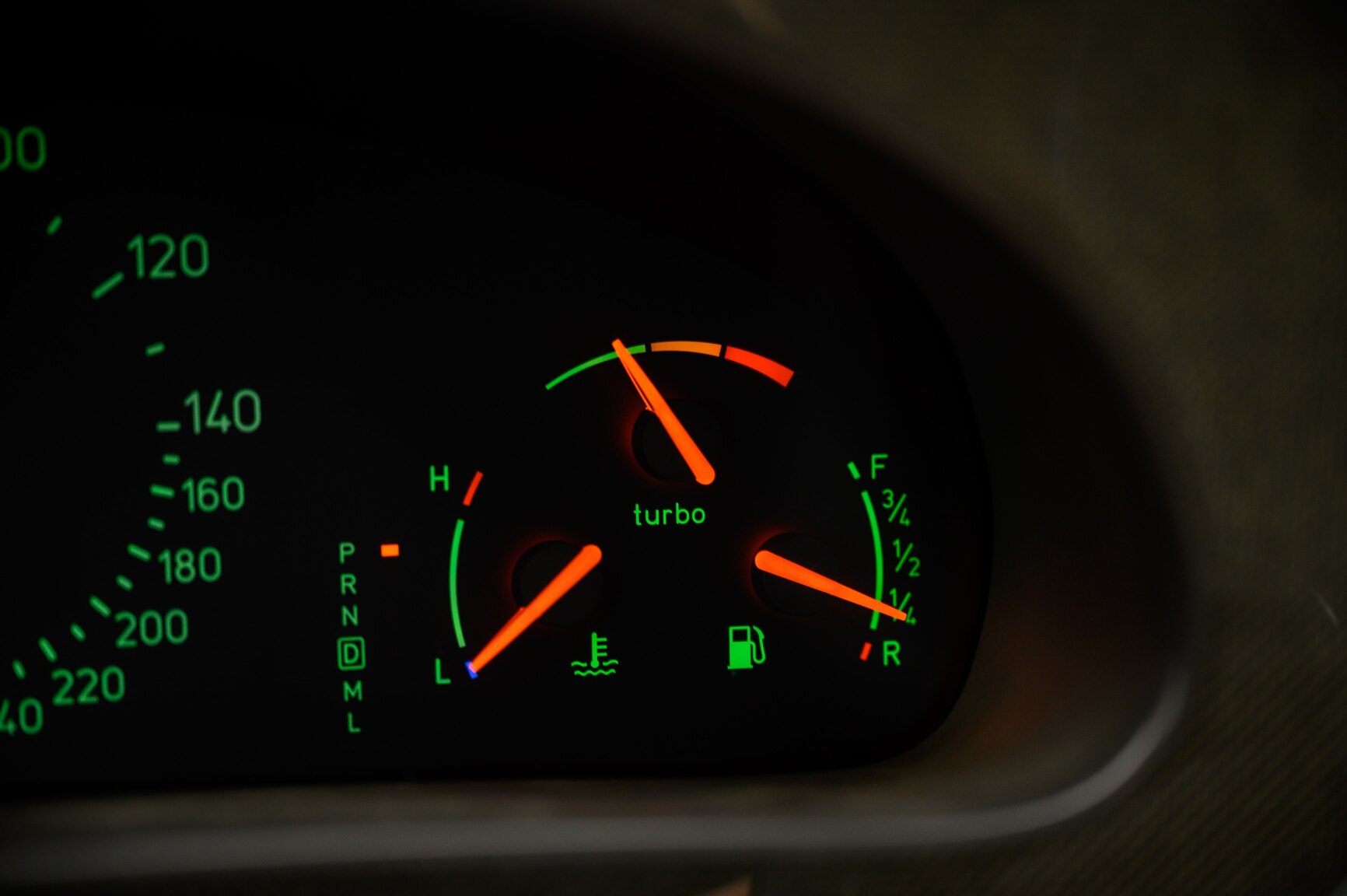 Innenraumfoto von 2005 SAAB 9-5 Aero (26)