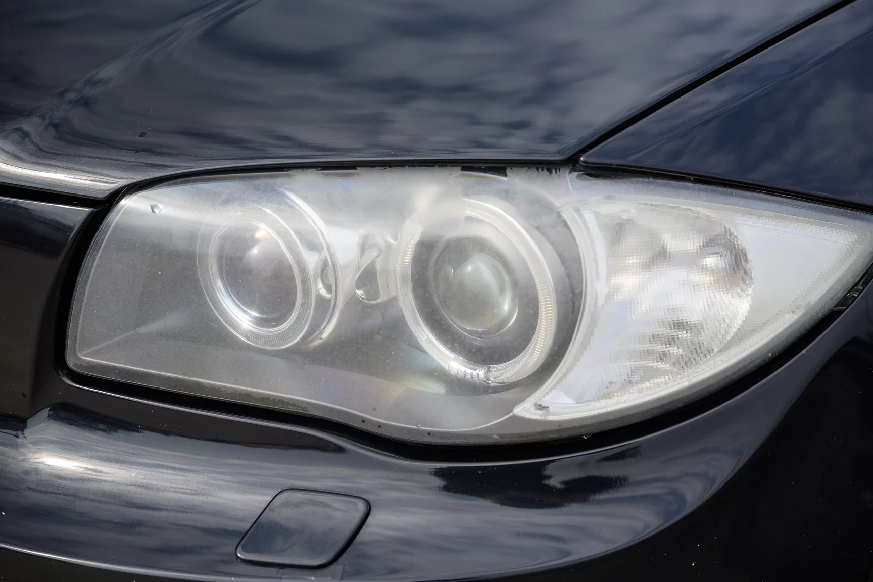 Exterior image of 2007 2007 BMW 130i M Sport (21)