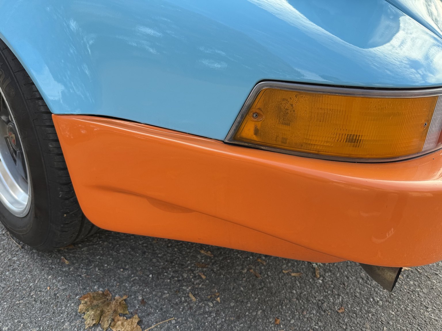 Exterior image of 1982 PORSCHE  911 SC