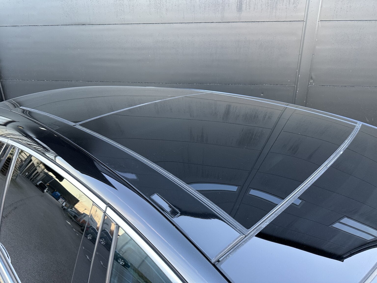 Exteriörbild på 2007 Mercedes-Benz R63 AMG
