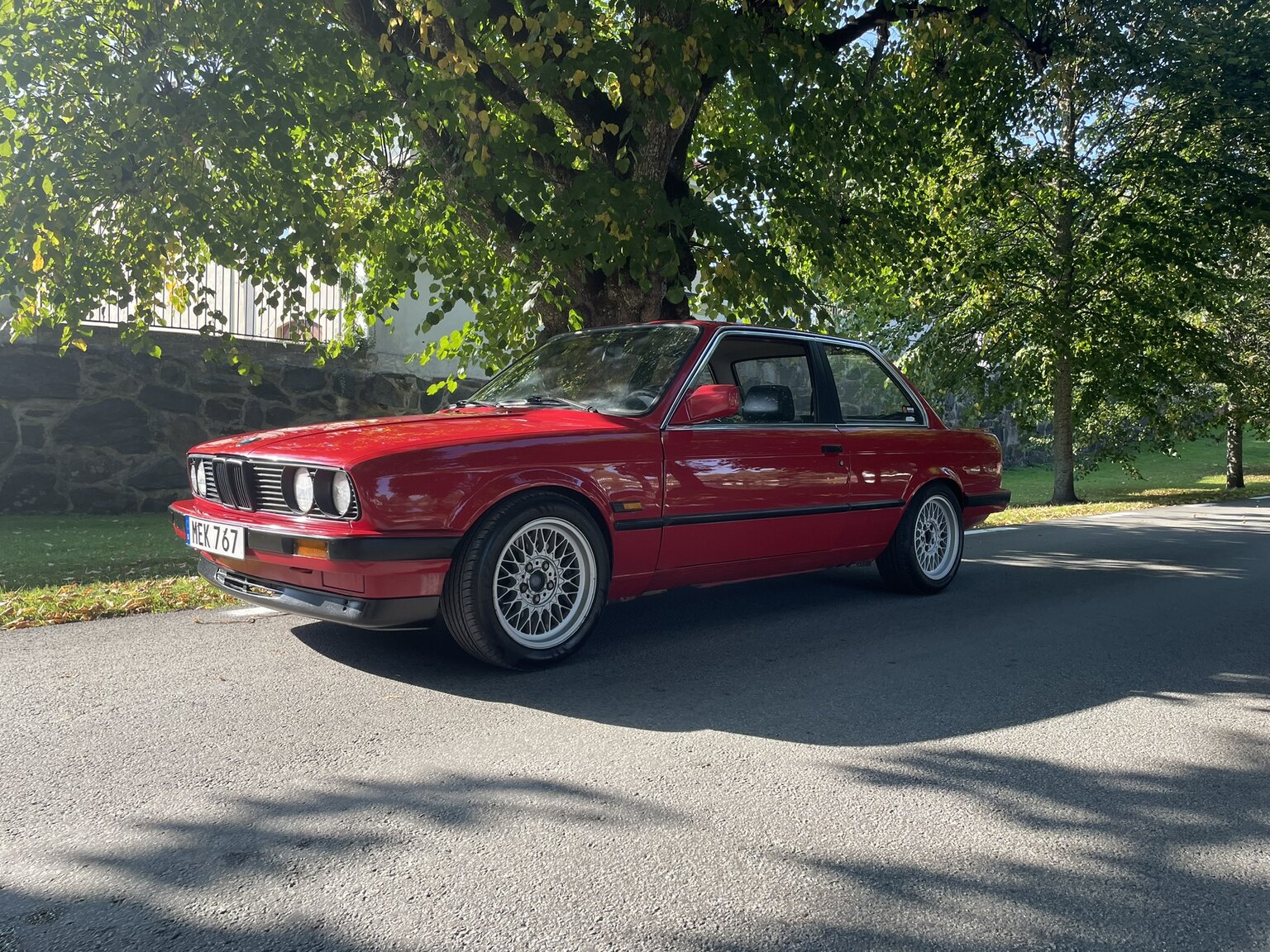 Aussenfoto 1987 BMW 320i