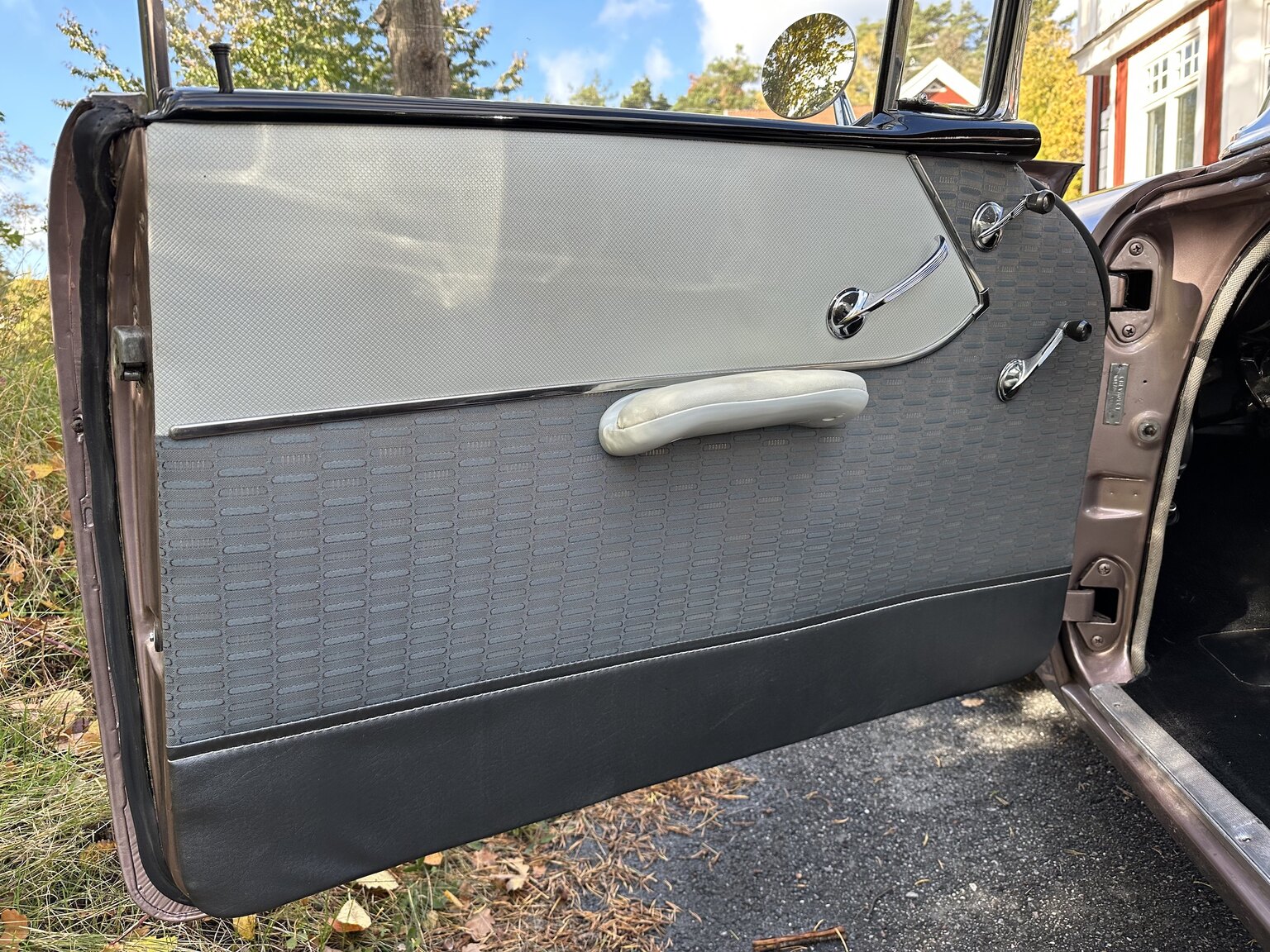 Interiörbild 1957 Chevrolet Two-Ten Restomod (3)