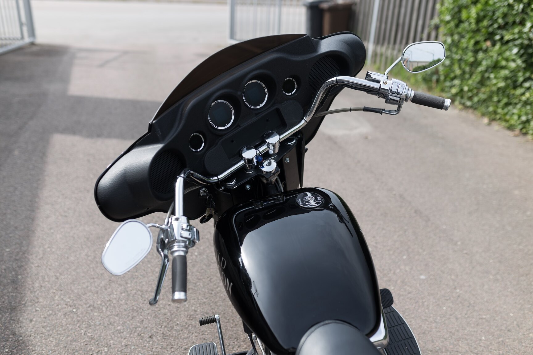 Exterior image of 2014 Harley Davidson Custom