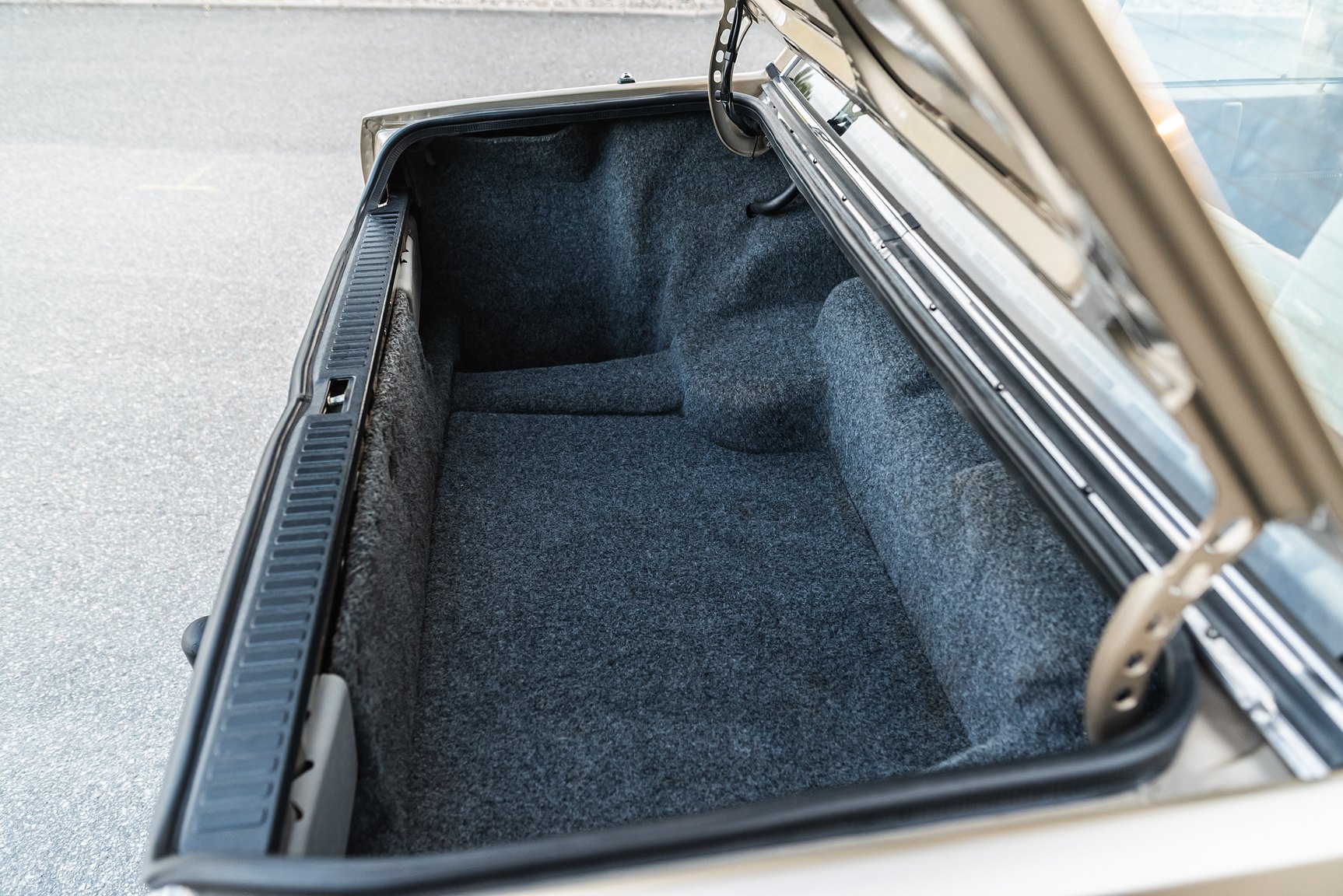 Interior image of 1986 Volvo 760 GLE 2.8 V6 Automatisk