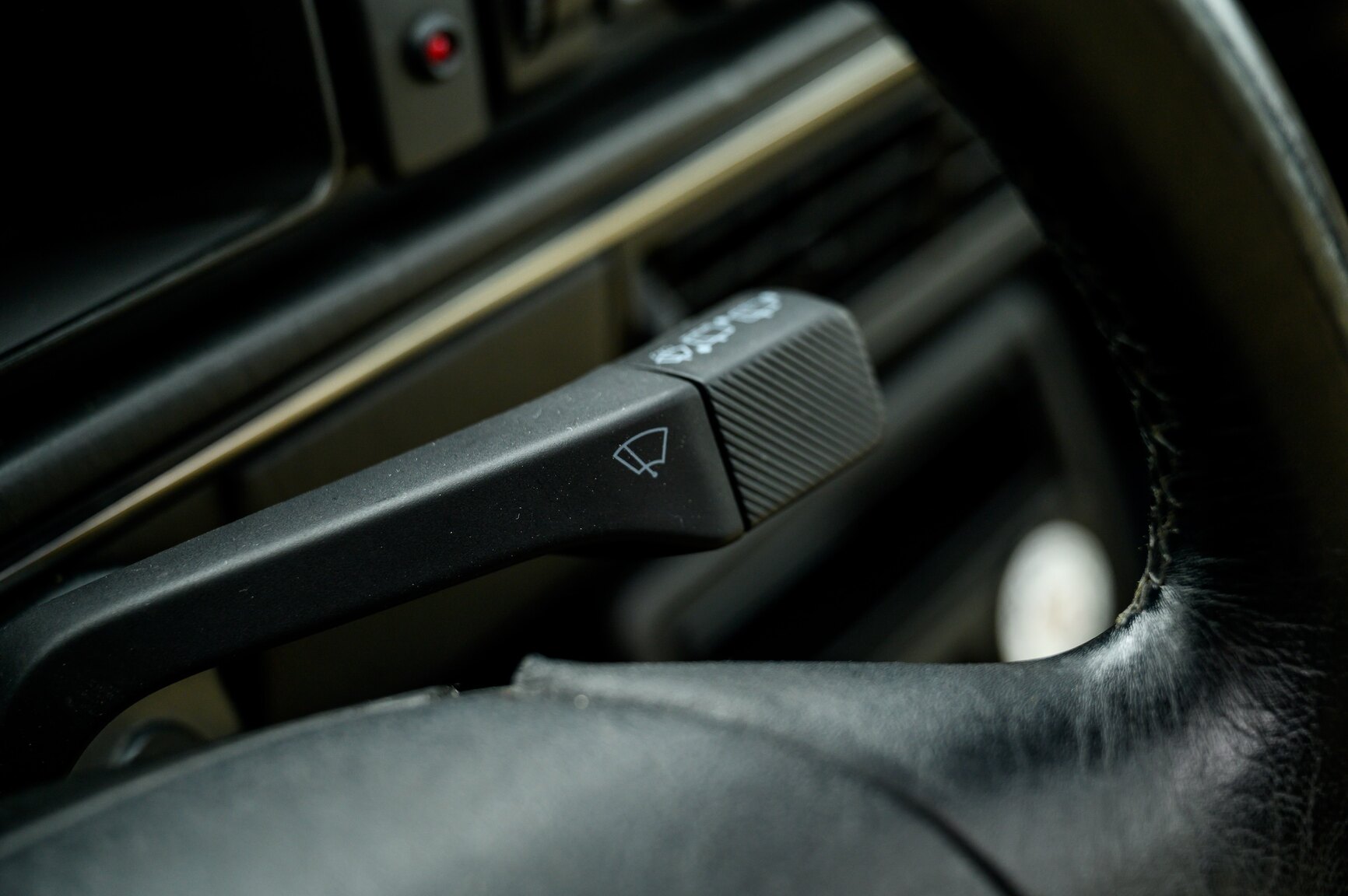 Interior image of 1991 Volkswagen Golf Country Chrome Edition (22)