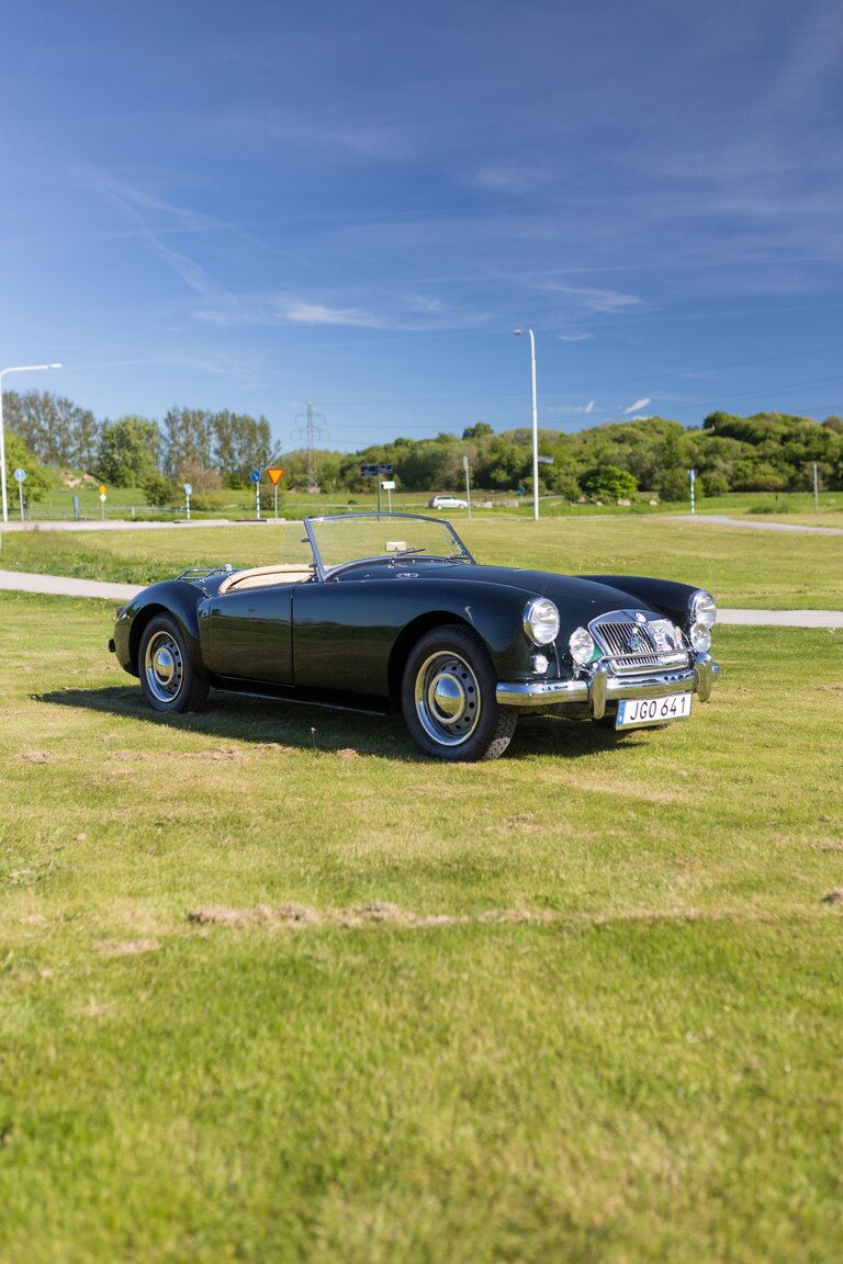 Exteriörbild på 1958 MG MGA 1500