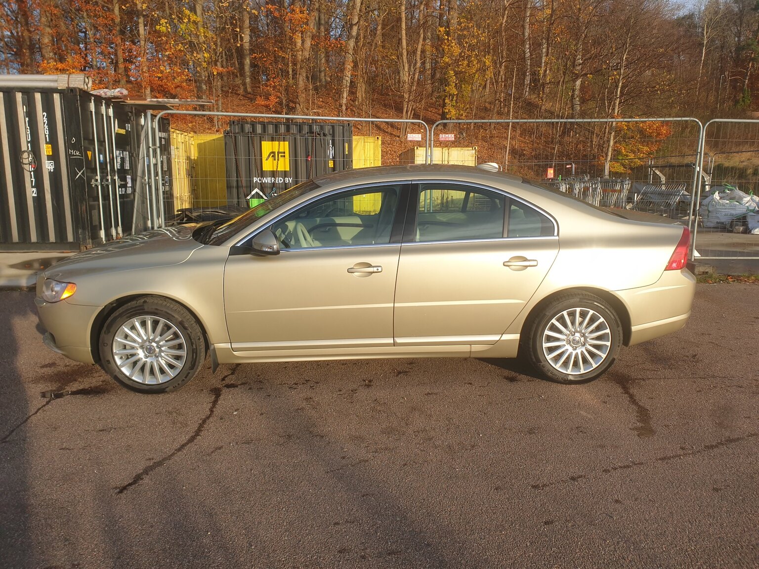 Exteriörbild på 2008 Volvo S80 2.5T