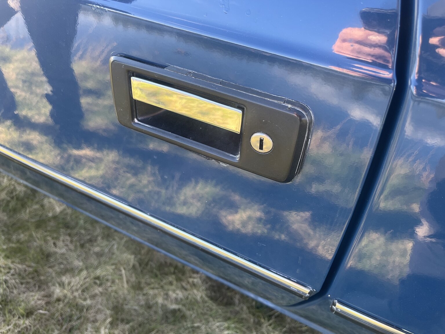 Exterior image of 1983 Volvo 340 (39)