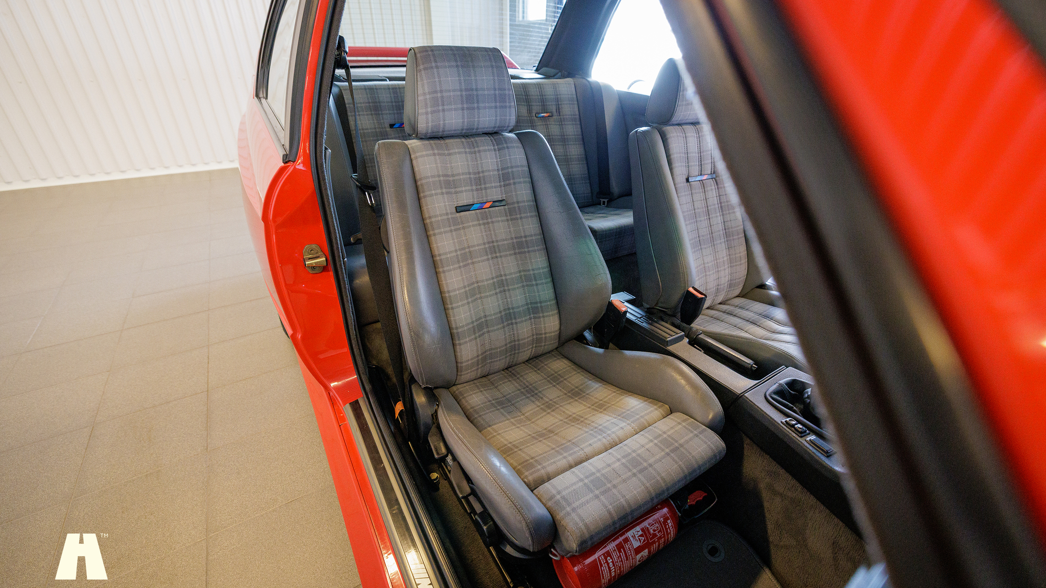 Interiörbild 1988 BMW E30 M3 EVO II