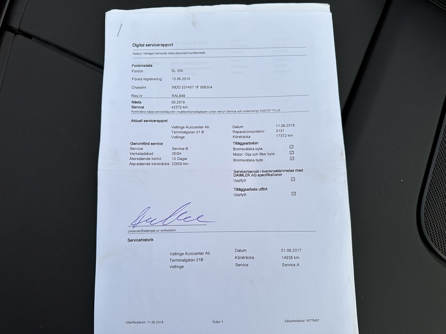 Dokumentation för 2013 Mercedes-Benz SL 350 - Ett sista race