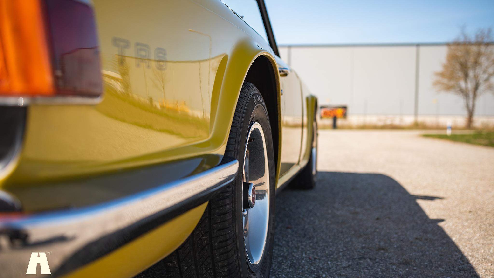 Exteriörbild på 1974 Triumph TR6 (53)