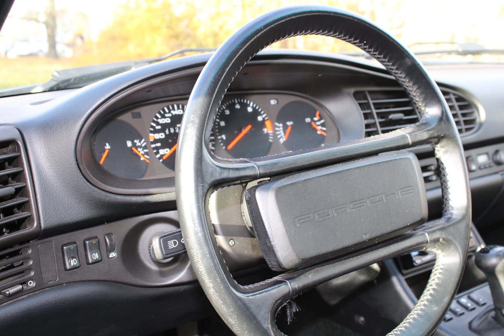 Innenraumfoto von 1991 PORSCHE 944 S2