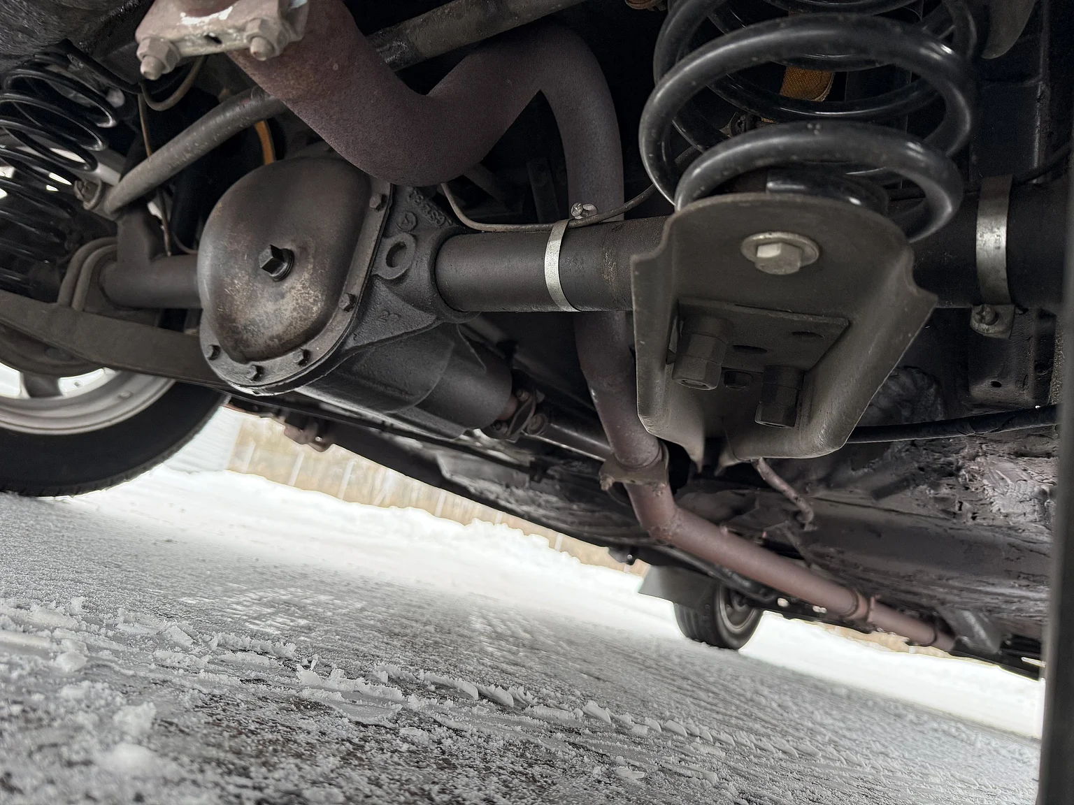 Image of 1961 Volvo PV544C Sport (24) mechanics