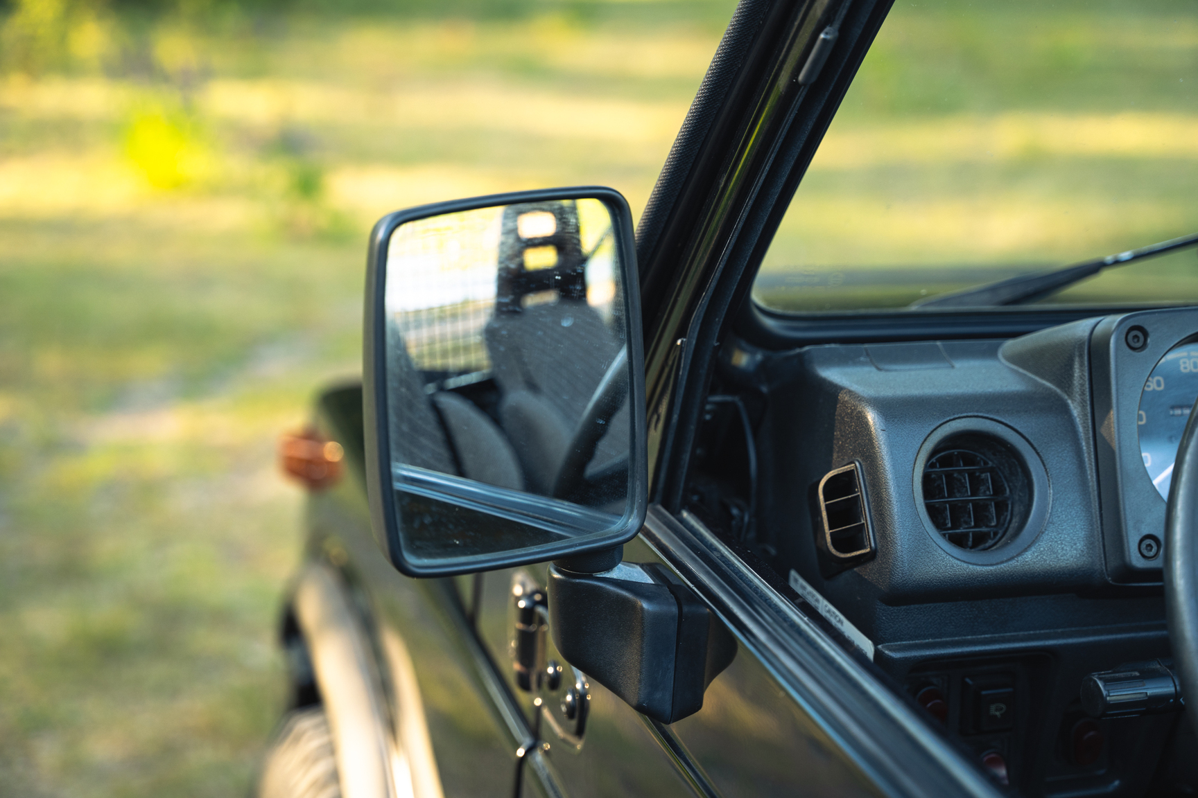 Exterior image of 1987 Suzuki SJ413 long