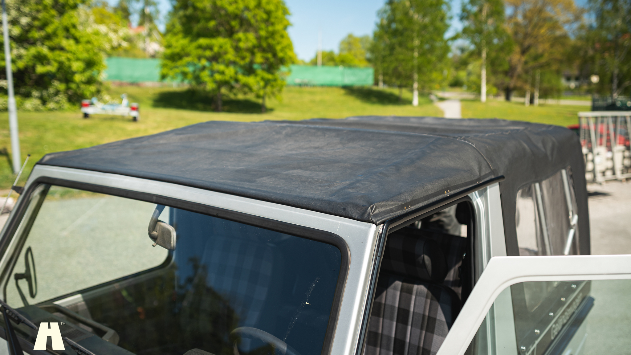 Exteriörbild på 1985 Mercedes 230GE Cabrio