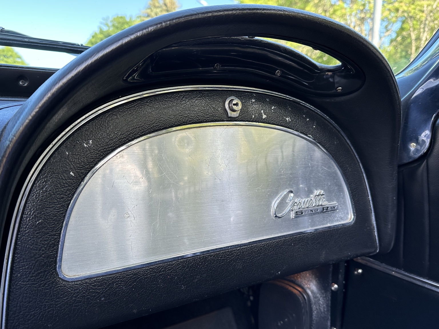 Innenraumfoto von 1964 Corvette C2 Stingray Cabriolet (14)