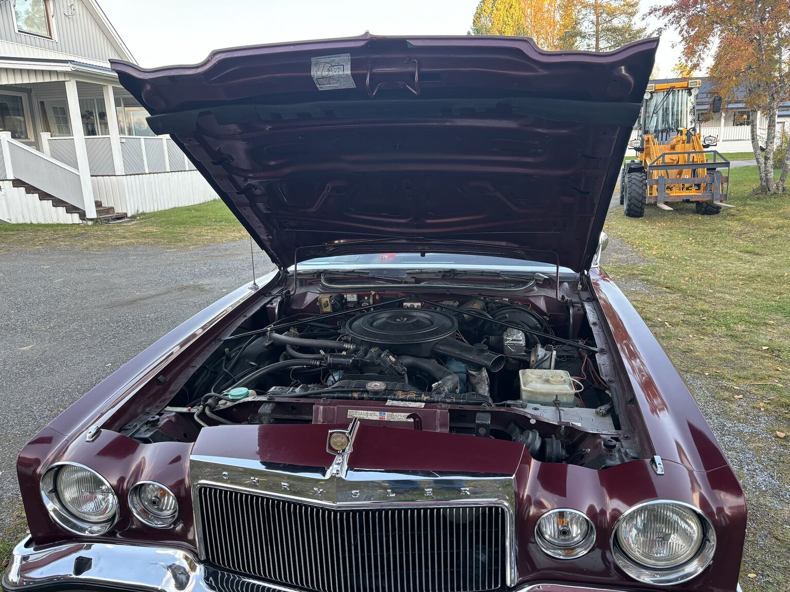 Image of 1976 Chrysler Cordoba mechanics