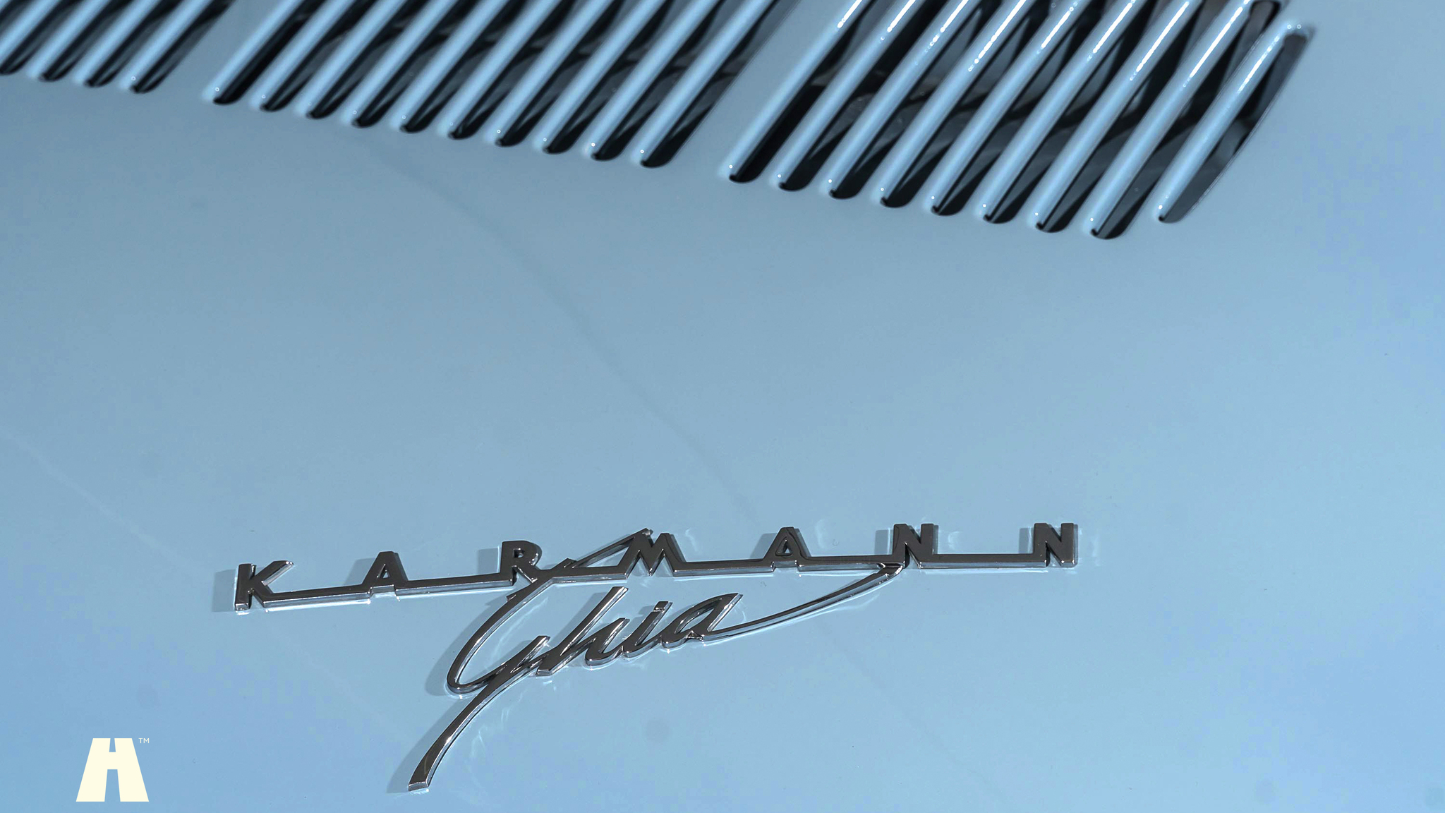 Exterior image of 1969 Volkswagen Karmann Ghia (21)