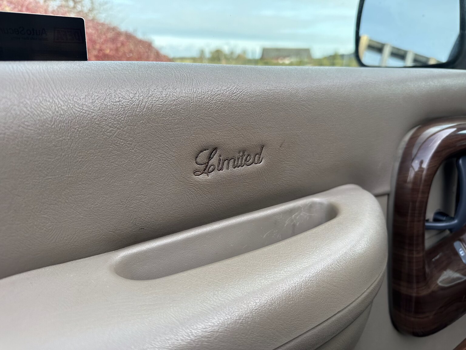 Interiörbild 2000 GMC Savana G1500 Conversion Van
