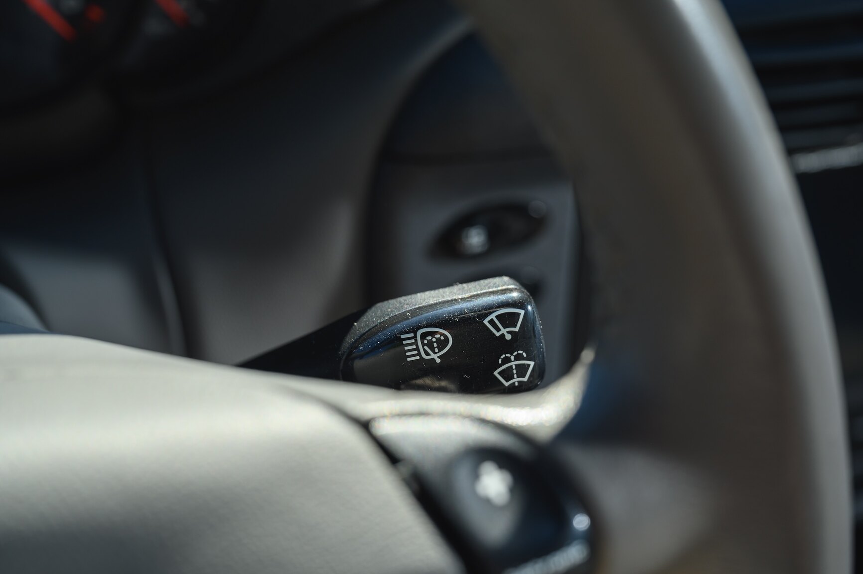 Innenraumfoto von 1998 Porsche 911 Carrera Tiptronic (26)