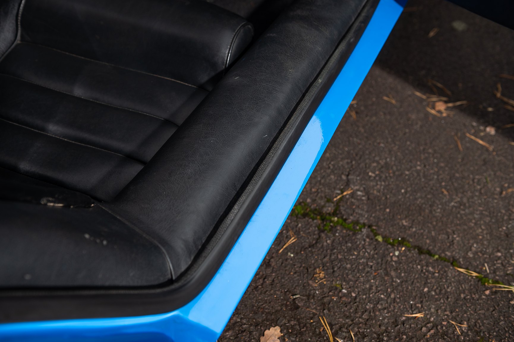 Interior image of 1969 Marcos 3000 GT
