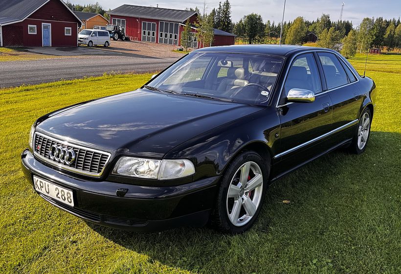 1999 Audi S8 4.2 Quattro KPU288